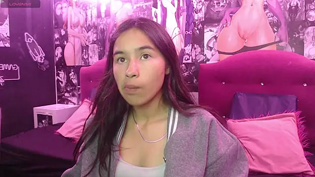 bunnywhite21 online show from 01-13-26, 08:03