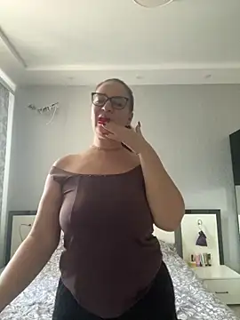 Milana8263 online show from 03-10-26, 06:51