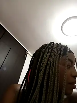 lunavelvet282711 online show from 11-18-25, 12:49