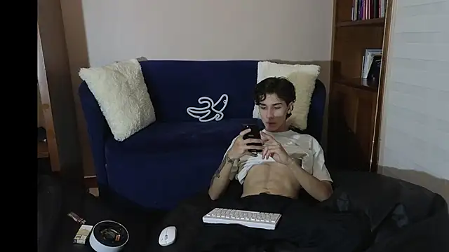 Derekswan online show from 11-29-25, 11:08