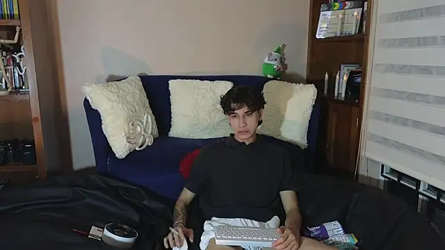 Derekswan online show from 12-21-25, 12:07