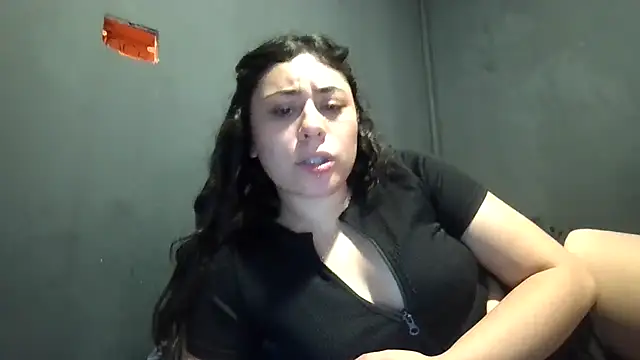 Snapshot of ctlnblls chatting on 02-19-26, 05:36 ctlnblls online show from 02-19-26, 05:36