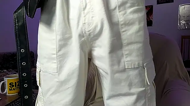 Huntall77 online show from 01-08-26, 03:09