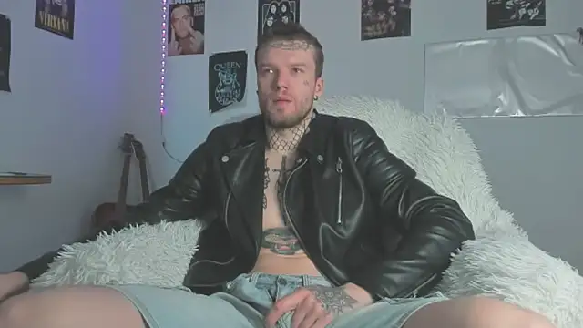 Huntall77 online show from 03-29-26, 06:13