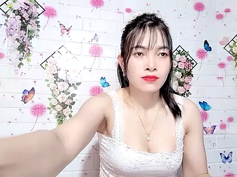 Soursop-op online show from 04-11-26, 01:43