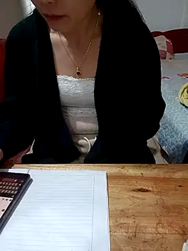 Feeling-hot online show from 12-21-25, 03:57