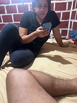 diamore3377 online show from 04-19-26, 08:11