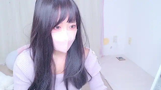 Snapshot of KAZUNAxo chatting on 11-11-25, 02:11 KAZUNAxo online show from 11-11-25, 02:11