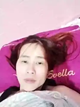 Swan-white123 online show from 11-19-25, 04:56