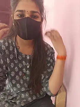 Iamyourdarling online show from 11-18-25, 06:07