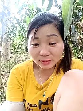 Snapshot of vangkt-cute chatting on 04-23-26, 04:46 vangkt-cute online show from 04-23-26, 04:46