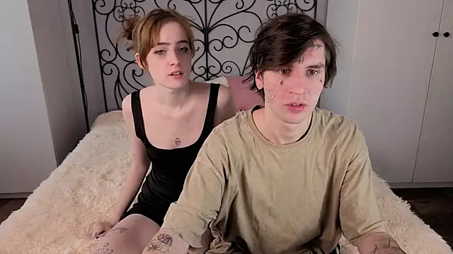 Danny loves Mary online show from 11-22-25, 07:07