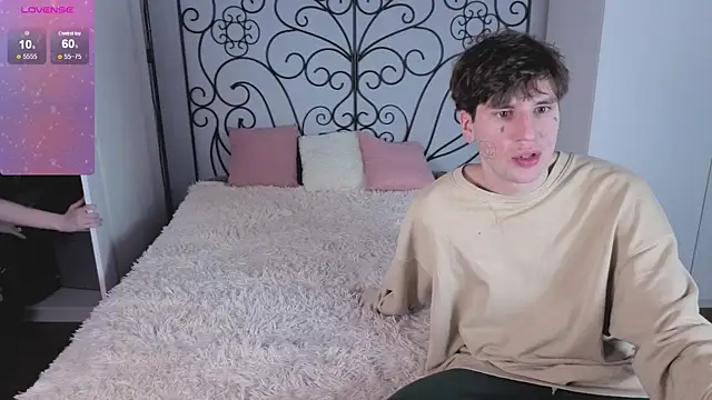 Danny loves Mary online show from 12-20-25, 12:40