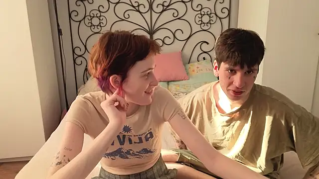 Danny loves Mary online show from 04-08-26, 01:49