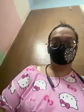 Saguphtah Chattergy 22 online show from 11-18-25, 04:44