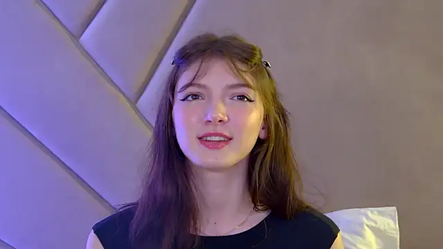 Snapshot of SophiaProve chatting on 05-04-26, 04:36 SophiaProve online show from 05-04-26, 04:36