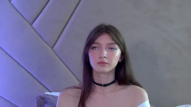 Snapshot of SophiaProve chatting on 06-01-26, 04:31 SophiaProve online show from 06-01-26, 04:31