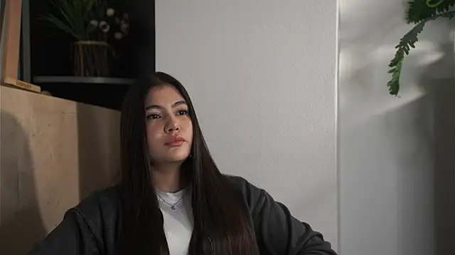 Snapshot of MelodySeanor chatting on 11-11-25, 05:18 MelodySeanor online show from 11-11-25, 05:18