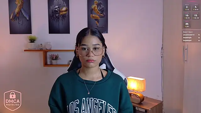 Snapshot of Luna_sofia_1110 chatting on 11-29-25, 12:46 Luna sofia 1110 online show from 11-29-25, 12:46