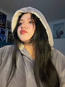 Snapshot of Just_danna chatting on 05-21-26, 05:14 Just danna online show from 05-21-26, 05:14