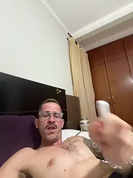 Lucasjandre online show from 05-15-26, 11:56