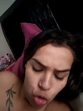 top latina milk online show from 11-10-25, 08:19