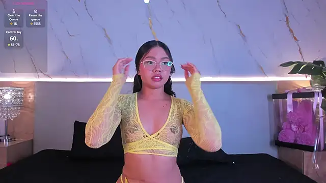 april grey11 online show from 03-27-26, 07:35