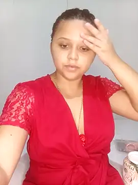 Snapshot of Luisa_Siti chatting on 11-11-25, 12:10 Luisa Siti online show from 11-11-25, 12:10