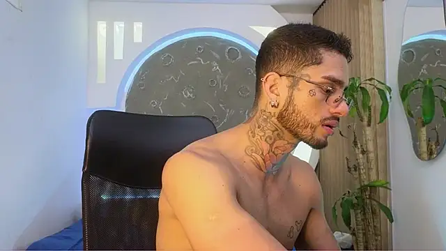 Alanrodgers online show from 03-13-26, 01:51