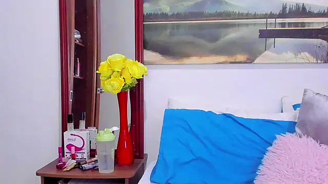 Snapshot of Aurora_Real chatting on 01-08-26, 02:36 Aurora Real online show from 01-08-26, 02:36