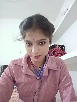 Snapshot of Mohnicute chatting on 05-22-26, 10:04 Mohnicute online show from 05-22-26, 10:04