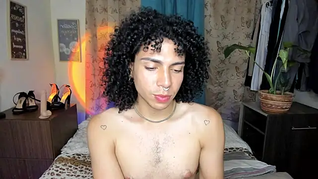 Angel White25 online show from 04-06-26, 01:36