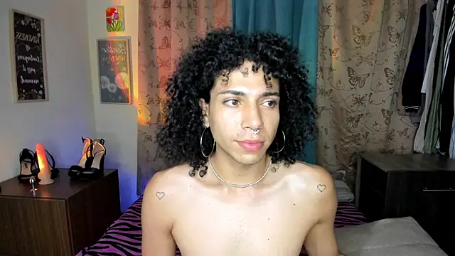 Angel White25 online show from 05-12-26, 06:32