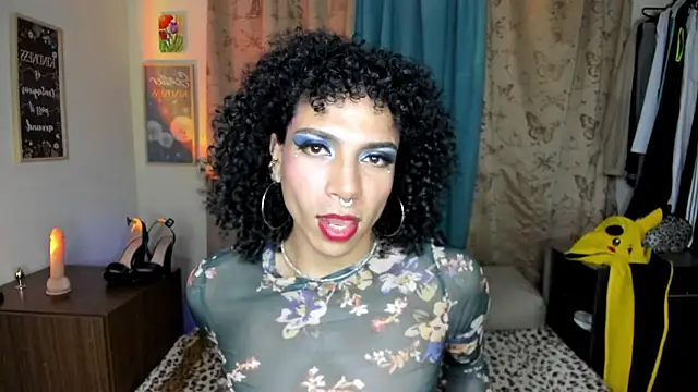 Angel White25 online show from 05-20-26, 01:12