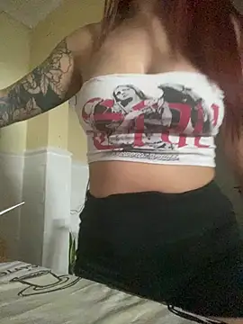 Snapshot of Taurina0105 chatting on 03-02-26, 07:15 Taurina0105 online show from 03-02-26, 07:15