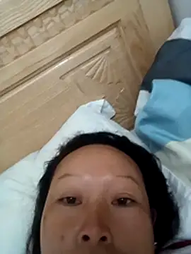 girl-hot2x online show from 11-24-25, 09:47