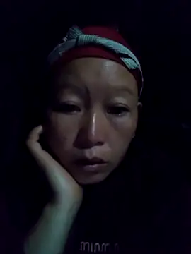 girl-hot2x online show from 12-20-25, 10:28