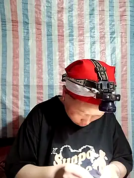 girl-hot2x online show from 04-10-26, 01:05