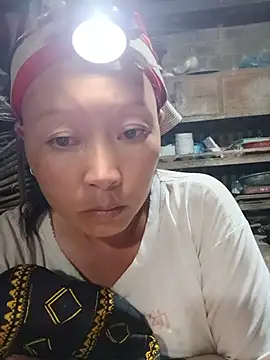girl-hot2x online show from 05-18-26, 01:06