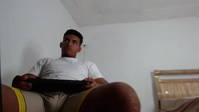 mathews    online show from 12-03-25, 03:36