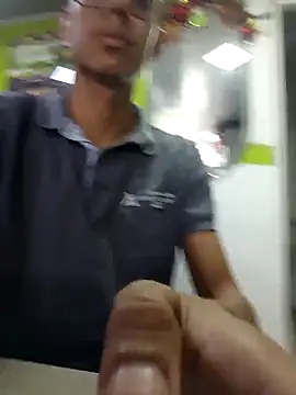 yesua28 online show from 12-17-25, 07:09