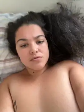 Snapshot of callmebaby2025 chatting on 11-11-25, 01:00 callmebaby2025 online show from 11-11-25, 01:00