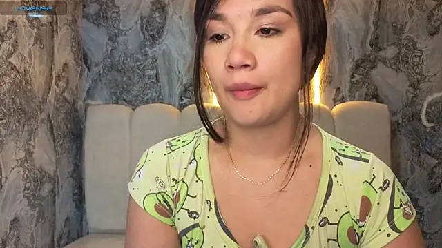 Snapshot of Violetta_jhonson_a chatting on 06-27-26, 01:28 Violetta jhonson a online show from 06-27-26, 01:28
