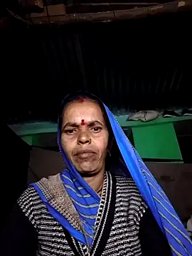 Hot juli73 online show from 12-02-25, 03:40