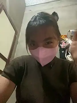 Snapshot of xu-ka chatting on 04-18-26, 04:27 xu-ka online show from 04-18-26, 04:27