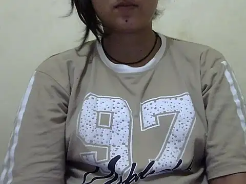 Anika Singh online show from 06-13-26, 02:31