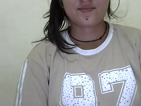 Anika Singh online show from 06-14-26, 06:32