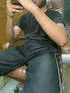 hotyyyyjonny online show from 04-13-26, 02:39