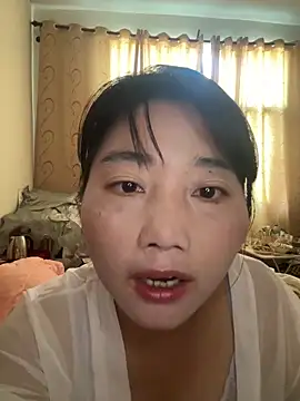 Nuomi6 online show from 11-18-25, 07:13