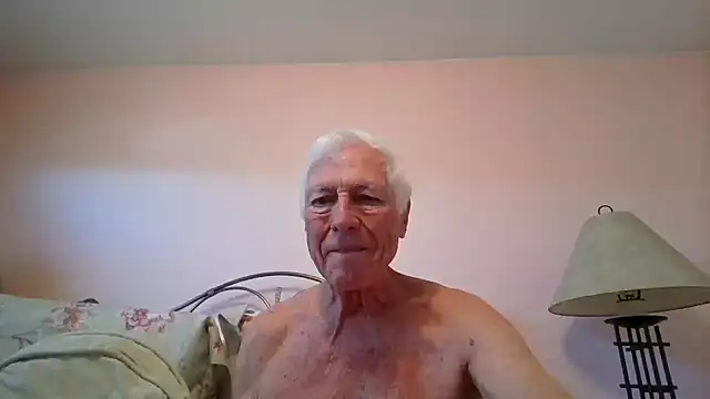 Snapshot of capttp chatting on 05-12-26, 02:47 capttp online show from 05-12-26, 02:47